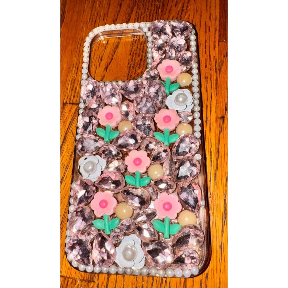 iPhone 15pro max bedazzle case